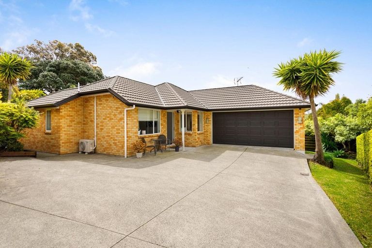 Photo of property in 16b Neil Avenue, Te Atatu Peninsula, Auckland, 0610