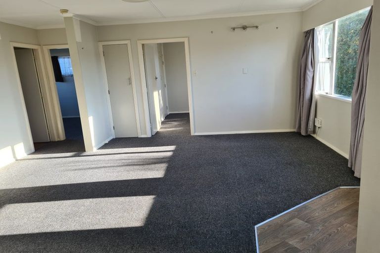 Photo of property in 94-96 Chelwood Street, Takaro, Palmerston North, 4412