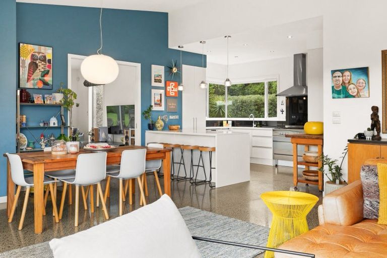 Photo of property in 28 Esk View Road, Eskdale, Napier, 4182