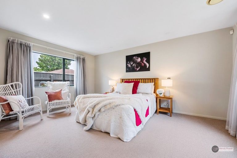 Photo of property in 96 Pretoria Street, Hutt Central, Lower Hutt, 5010