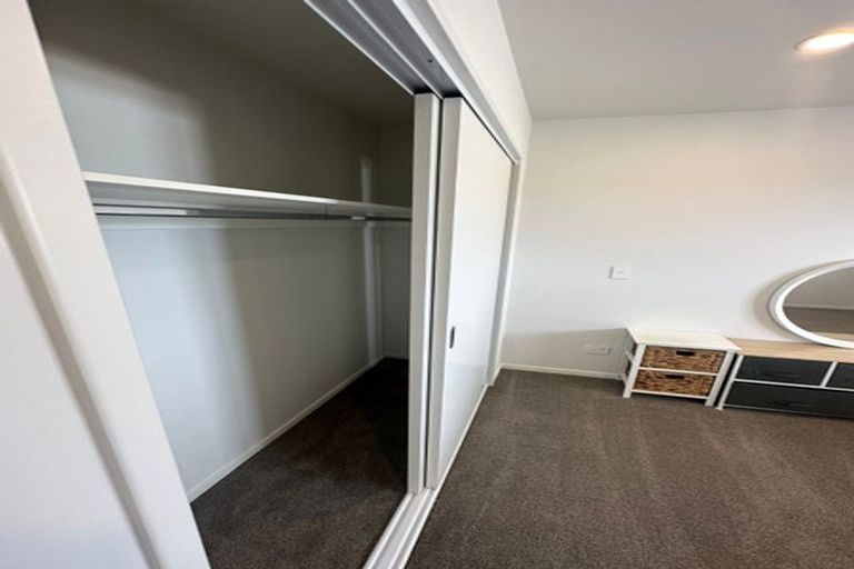 Photo of property in 39 Oakum Road, Whitby, Porirua, 5024