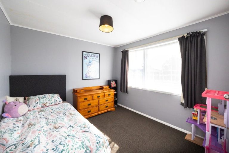 Photo of property in 41 Holdsworth Avenue, Milson, Palmerston North, 4414