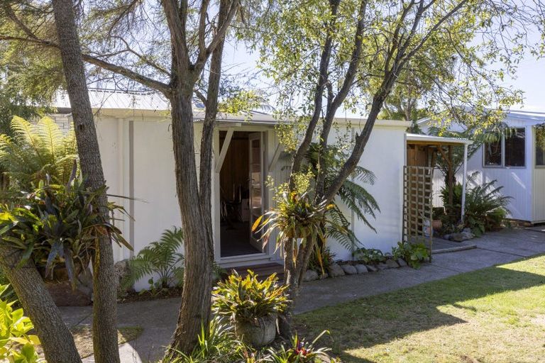 Photo of property in 3 Mahuta Road, Waitahanui, Taupo, 3378