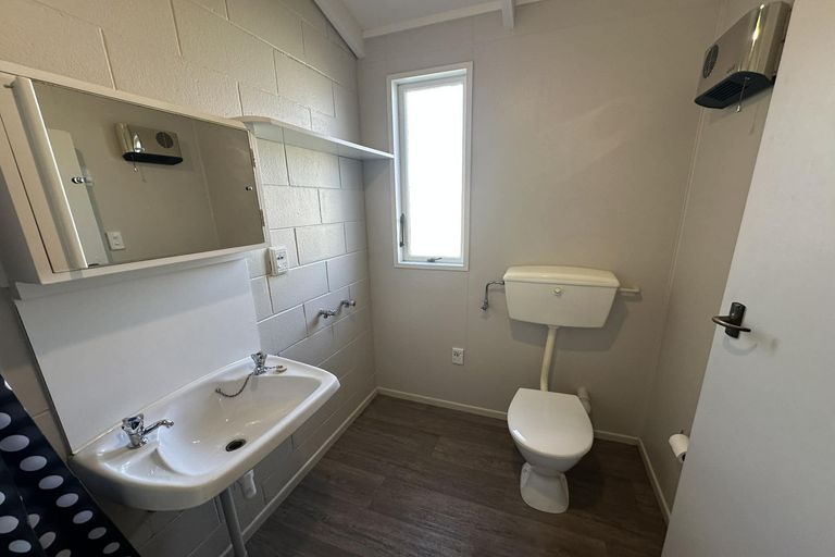 Photo of property in 10a Kirkcaldy Street, South Dunedin, Dunedin, 9012