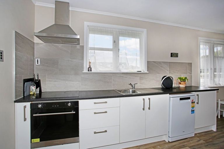 Photo of property in 14a Warriston Avenue, Waiuku, 2123