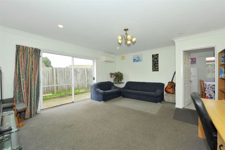 Photo of property in 16 Tika Street, Riccarton, Christchurch, 8041