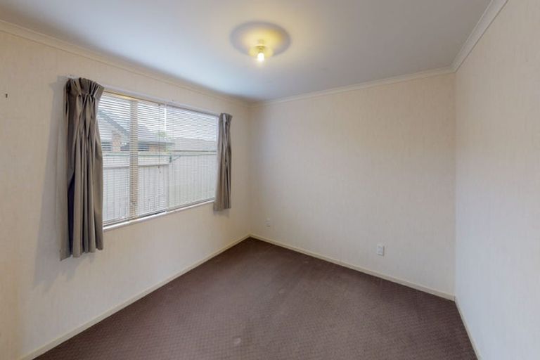 Photo of property in 6 Geneva Terrace, Kelvin Grove, Palmerston North, 4414