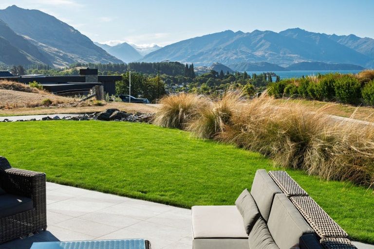 Photo of property in 9 Ruby Ridge, Wanaka, 9305