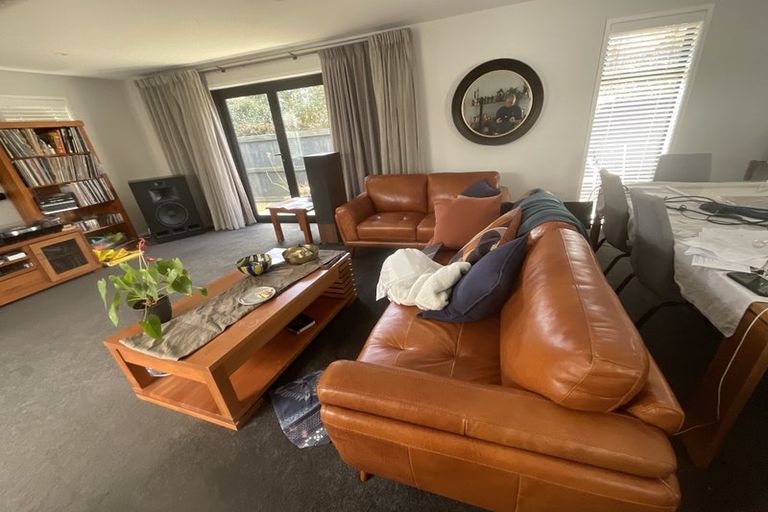 Photo of property in 12 Lamborn Drive, Papakura, 2110