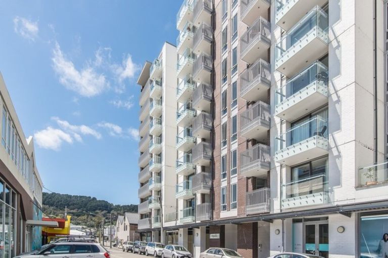 Photo of property in Republic Apartments, 9a/11 Tennyson Street, Te Aro, Wellington, 6011