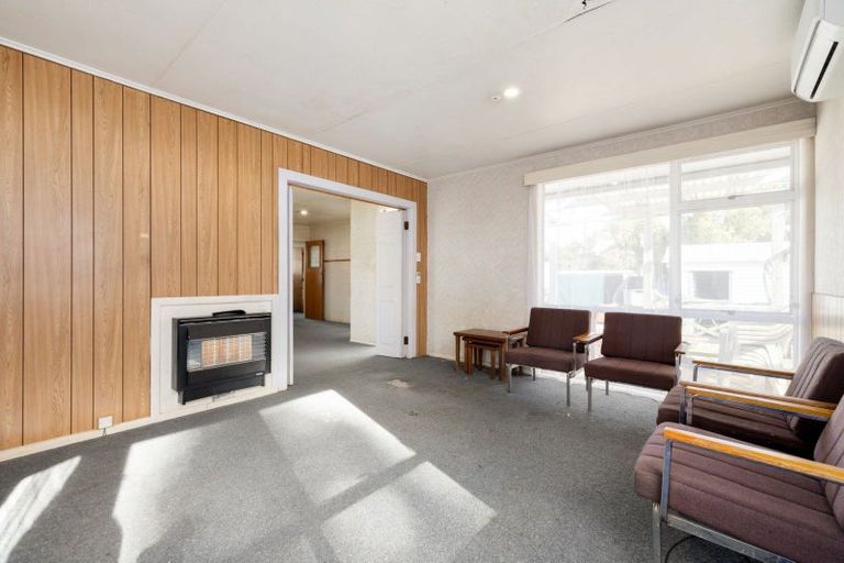 Photo of property in 63 Oakfield Crescent, Pukete, Hamilton, 3200