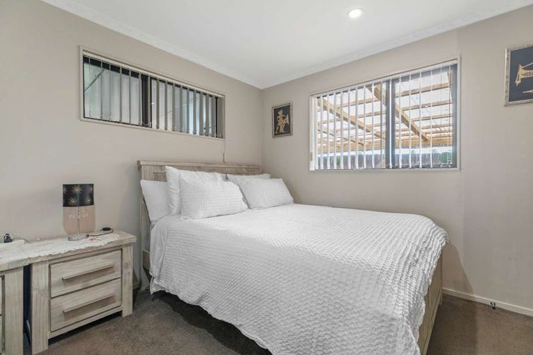 Photo of property in 100a Gloucester Road, Manurewa, Auckland, 2102