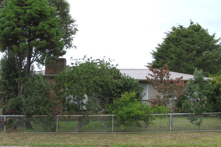 Photo of property in 28 O'donn Avenue, Beach Haven, Auckland, 0626