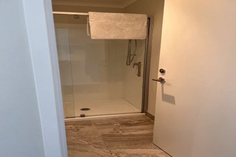 Photo of property in 6 Touhou Road, Hobsonville, Auckland, 0616