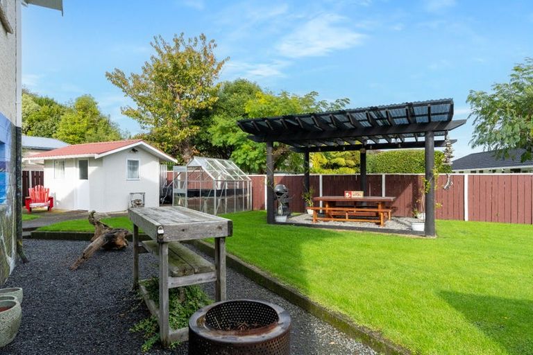 Photo of property in 10 Webb Avenue, Levin, 5510