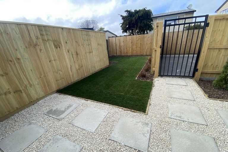 Photo of property in 4/21 Frederick Street, Waltham, Christchurch, 8011