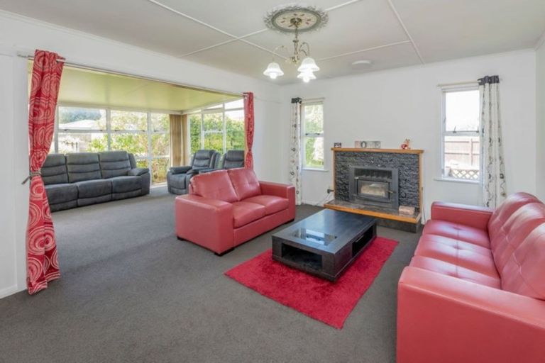 Photo of property in 21 Gordon Place, Levin, 5510