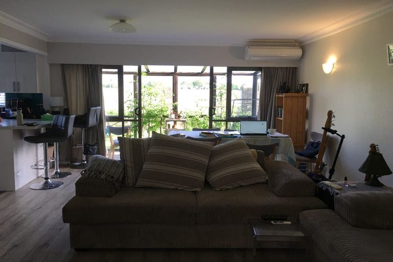 Photo of property in 3 Lilian Street, Te Kamo, Whangarei, 0112