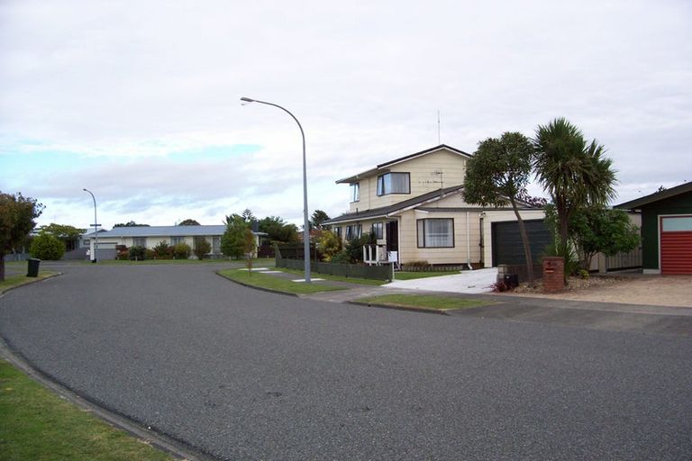 Photo of property in 38 Titoki Crescent, Pirimai, Napier, 4112