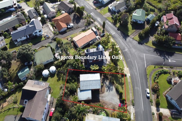 Photo of property in 51 Stratford Drive, Cable Bay, 0420