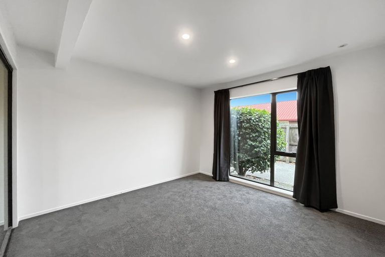 Photo of property in 2/87 Merrin Street, Avonhead, Christchurch, 8042