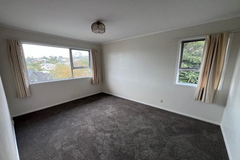 Photo of property in 3/8 Pamela Place, New Lynn, Auckland, 0600