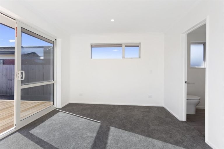 Photo of property in 142a Highsted Road, Casebrook, Christchurch, 8051