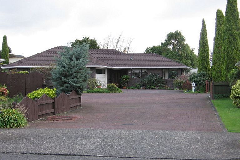 Photo of property in 9b Churchill Avenue, Hokowhitu, Palmerston North, 4410