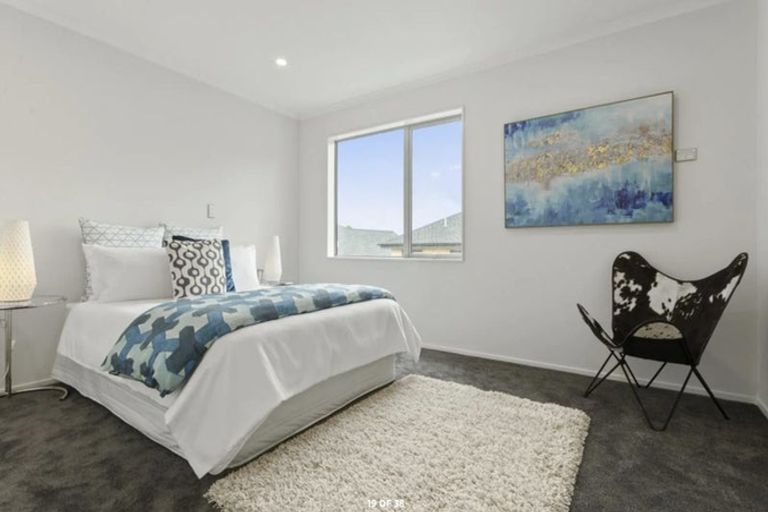 Photo of property in 40 Greenfinch Road, Hobsonville, Auckland, 0616