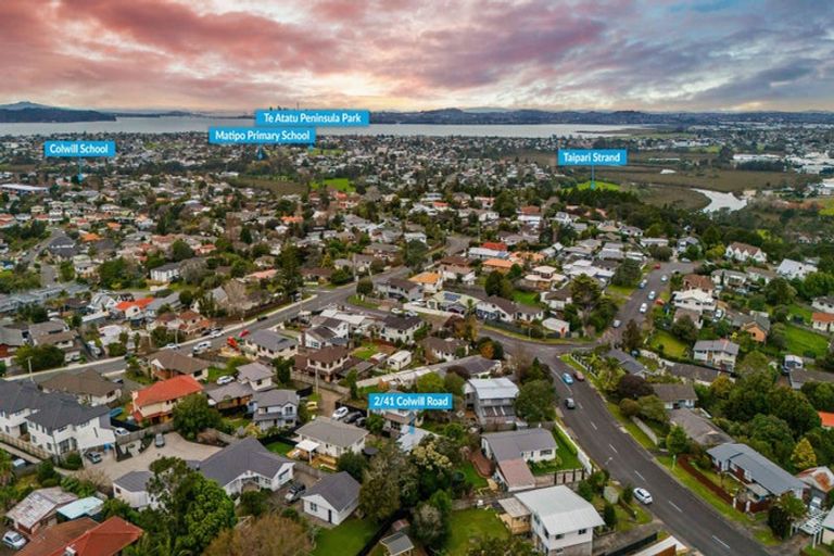 Photo of property in 2/41 Colwill Road, Massey, Auckland, 0614