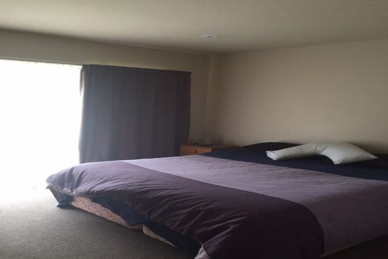 Photo of property in 13a Hebron Road, Waiake, Auckland, 0630