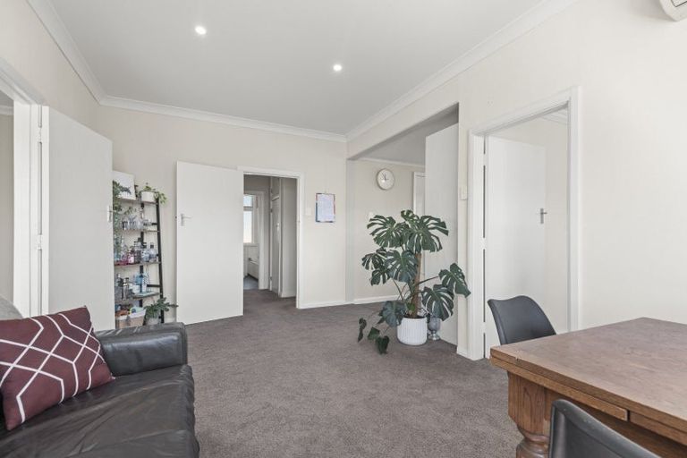 Photo of property in 8 Walton Street, Bulls, 4818