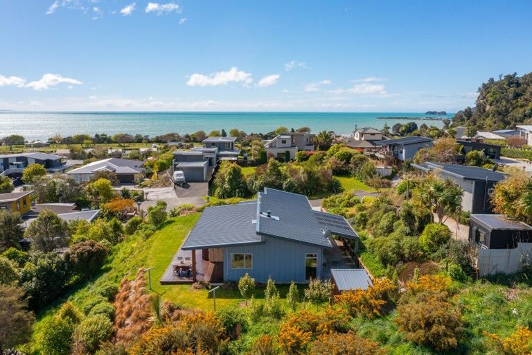 Photo of property in 19 Sandridge Terrace, Pohara, Takaka, 7183