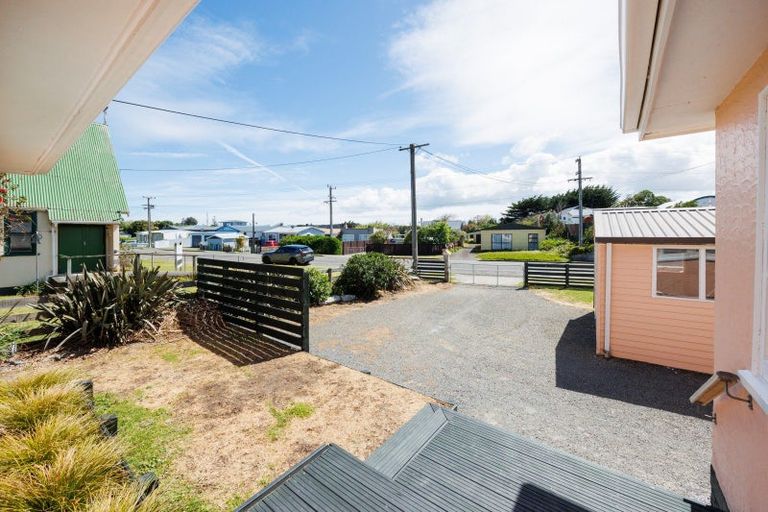 Photo of property in 110 Seabury Avenue, Foxton Beach, Foxton, 4815