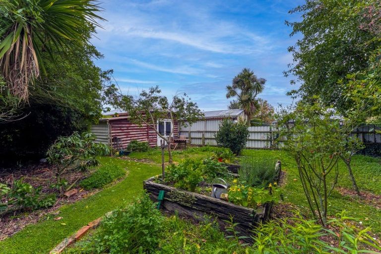 Photo of property in 15 Halstead Road, Pleasant Point, 7903