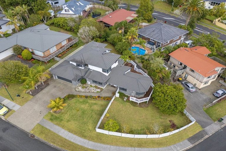 Photo of property in 3 Sandpiper Grove, Unsworth Heights, Auckland, 0632