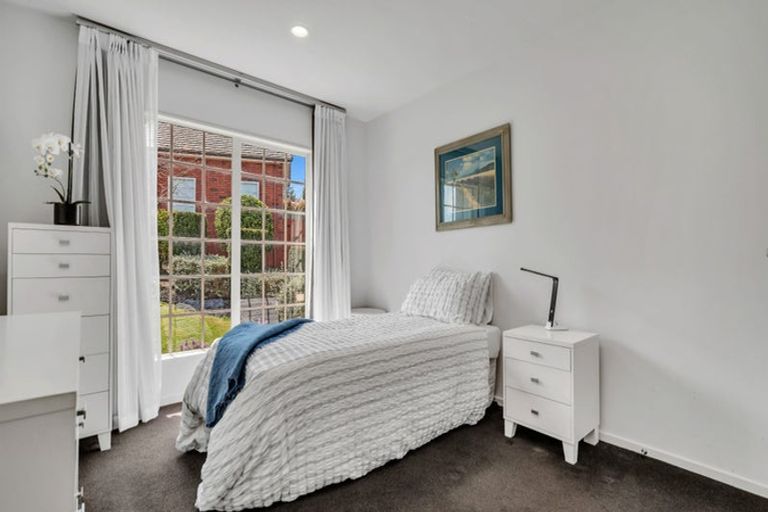 Photo of property in 21 Hendrika Court, Hobsonville, Auckland, 0618