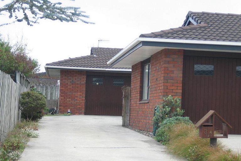 Photo of property in 3a Pinewood Grove, Paraparaumu Beach, Paraparaumu, 5032