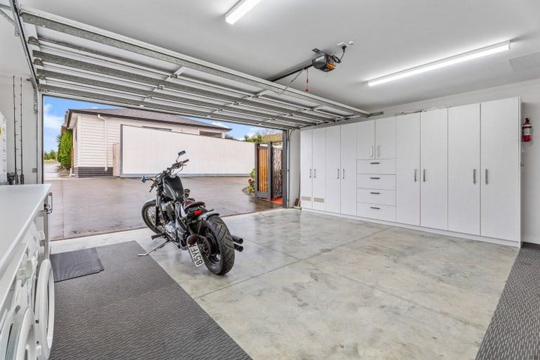 Photo of property in 187a Wallace Road, Mangere Bridge, Auckland, 2022