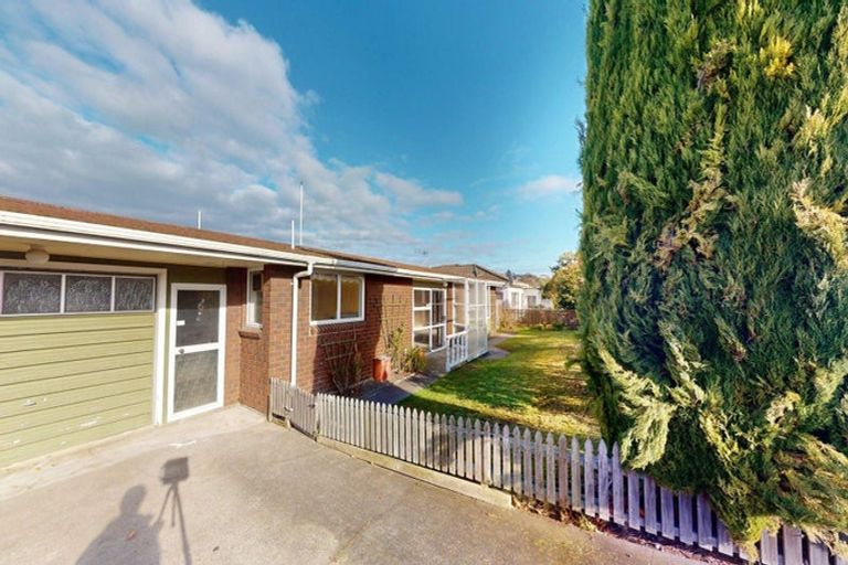 Photo of property in 1 Wanganui Road, Marton, 4710