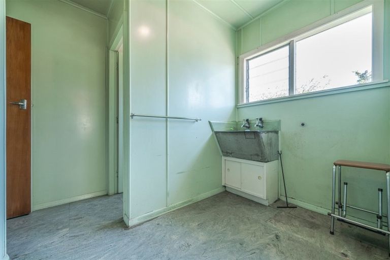 Photo of property in 11 Milton Street, Roslyn, Palmerston North, 4414