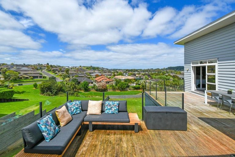 Photo of property in 29 Ina Ville Drive, Pukekohe, 2120
