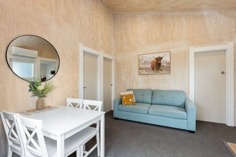 Photo of property in 206 Napier Road, Havelock North, Hastings, 4180