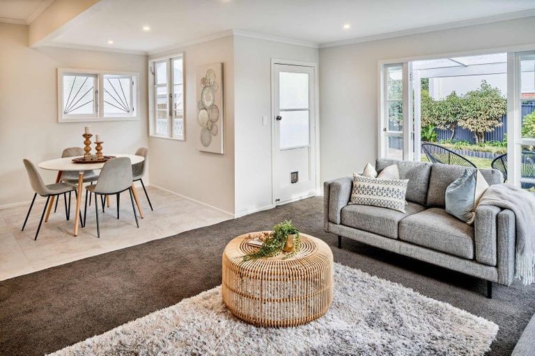 Photo of property in 8 Huia Street, Petone, Lower Hutt, 5012
