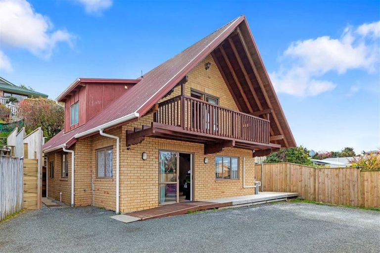 Photo of property in 9a James Cook Drive, Welcome Bay, Tauranga, 3112