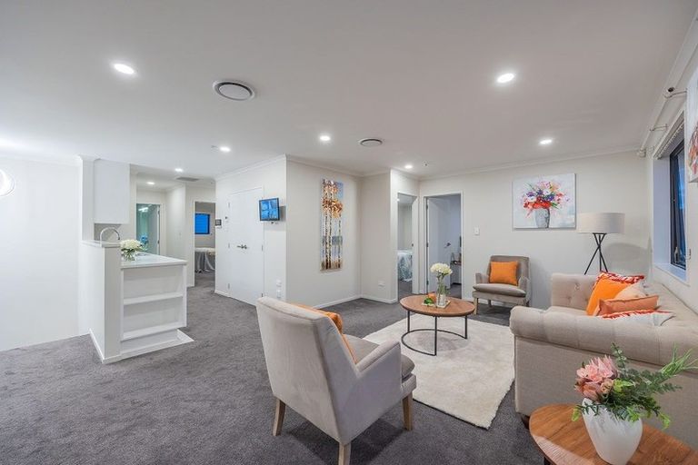 Photo of property in 10 Drumconnell Drive, Flat Bush, Auckland, 2019