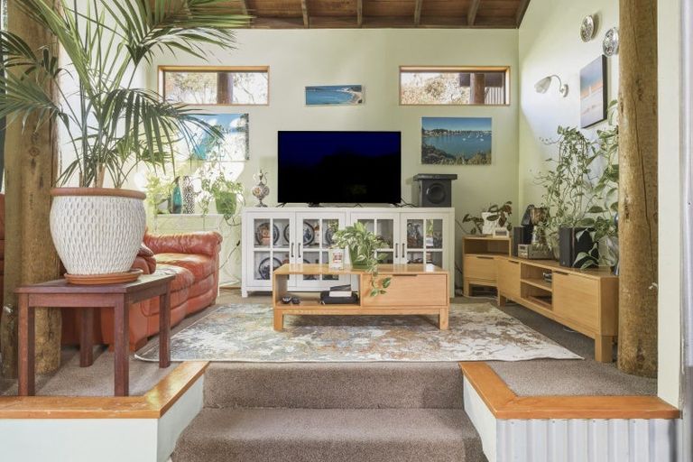 Photo of property in 103 Mount View Road, Bastia Hill, Whanganui, 4500