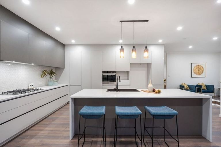 Photo of property in 30 Papareia Road, Karaka, Papakura, 2113