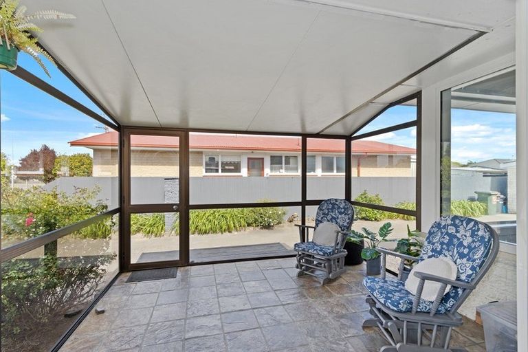 Photo of property in 16 Waitohi Street, Hornby, Christchurch, 8042