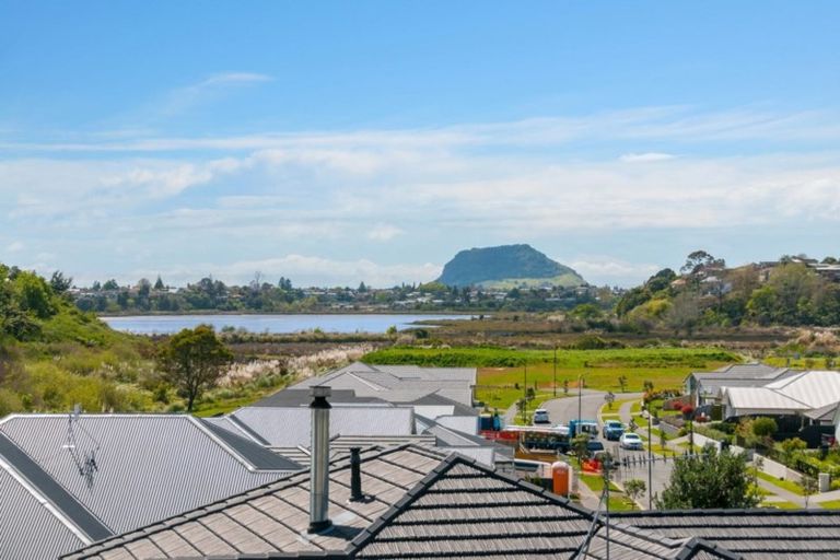 Photo of property in 23 Glenpark Crescent, Bethlehem, Tauranga, 3110